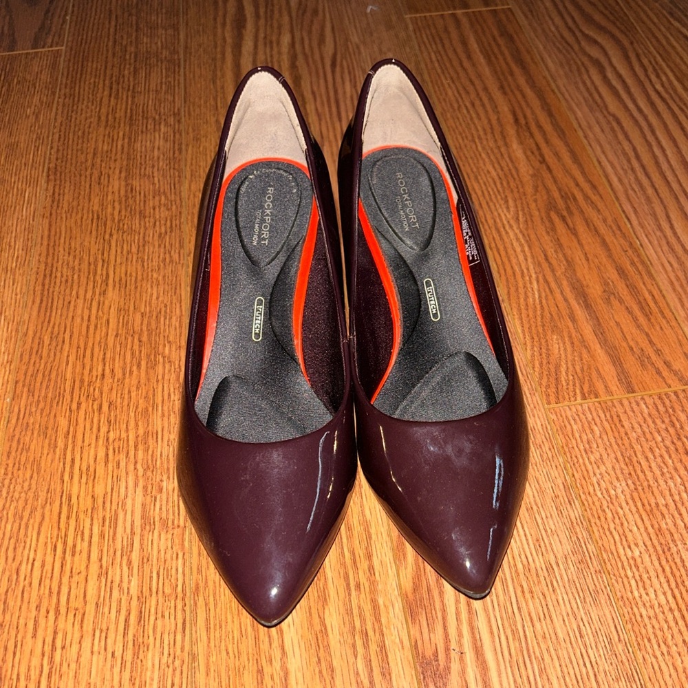 EUC Rockport Eggplant Patent Leather Pumps